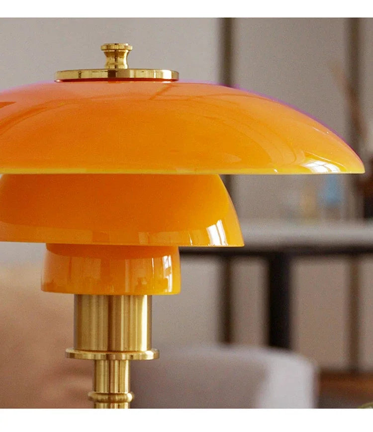 AURA 360 Table Lamp 